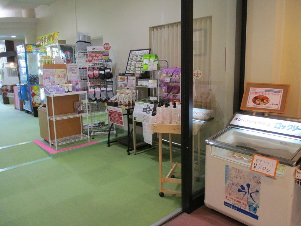 ホテルJyuen 山梨市 エクステリア 写真